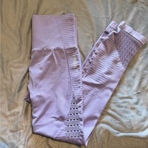 Seamless Lavender Women’s Leggings with Textured Detail